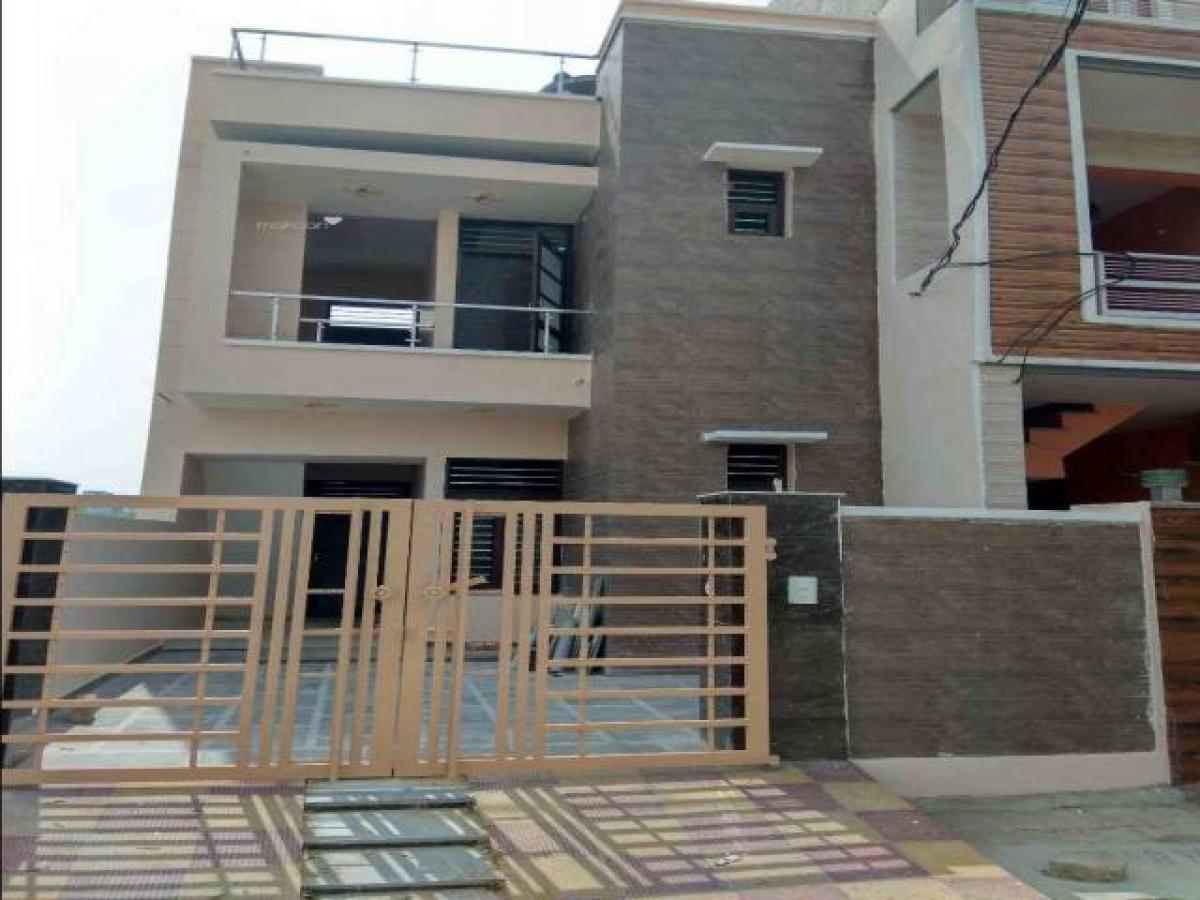 3 Schlafzimmer Haus in Mohali, India, Nr. 3669