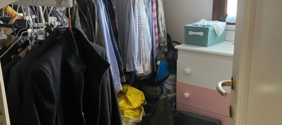 3 bedrooms House in Carrara, Italy No. 50906 3