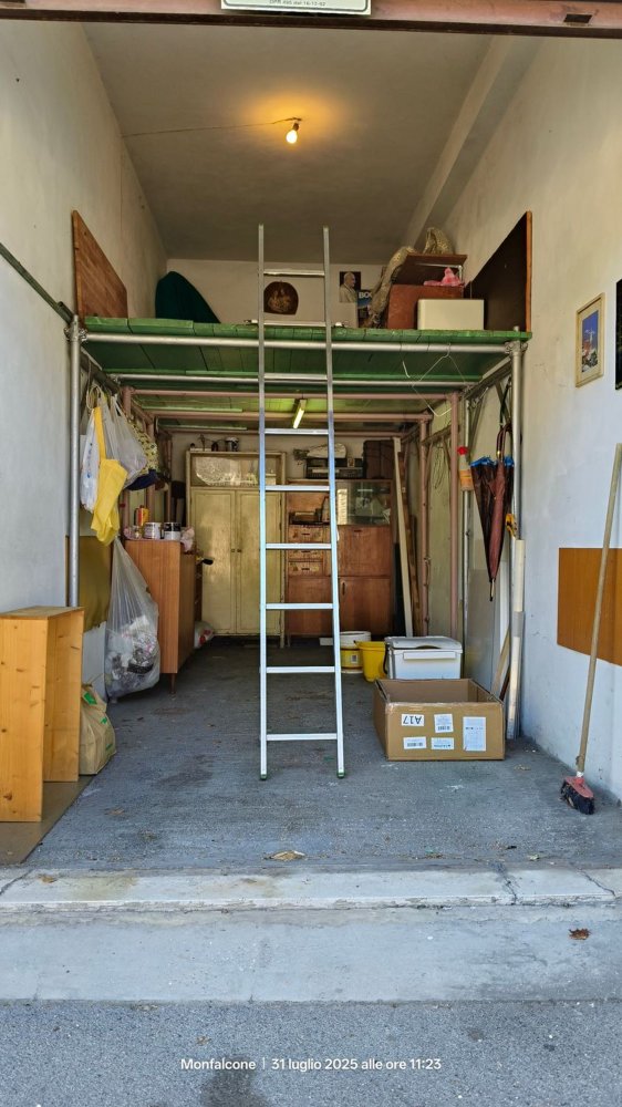 Гараж 14м² в Гориция, Италия № 299007