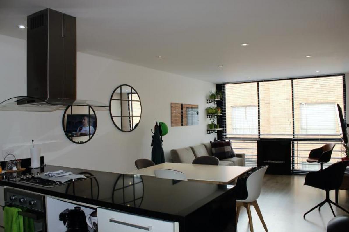 2 bedrooms House in Bogota, Colombia No. 9871