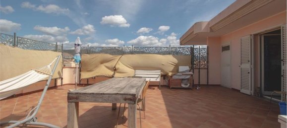 Пентхаус с 3 спальнями в Синнаи, Италия № 355046 11