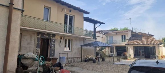 4-salle Villa à Godiasco Salice Terme, Italy No. 90189 3