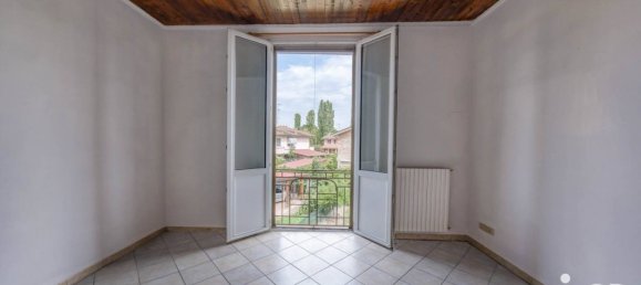 2 bedrooms House in Ferrara, Italy No. 317789 14