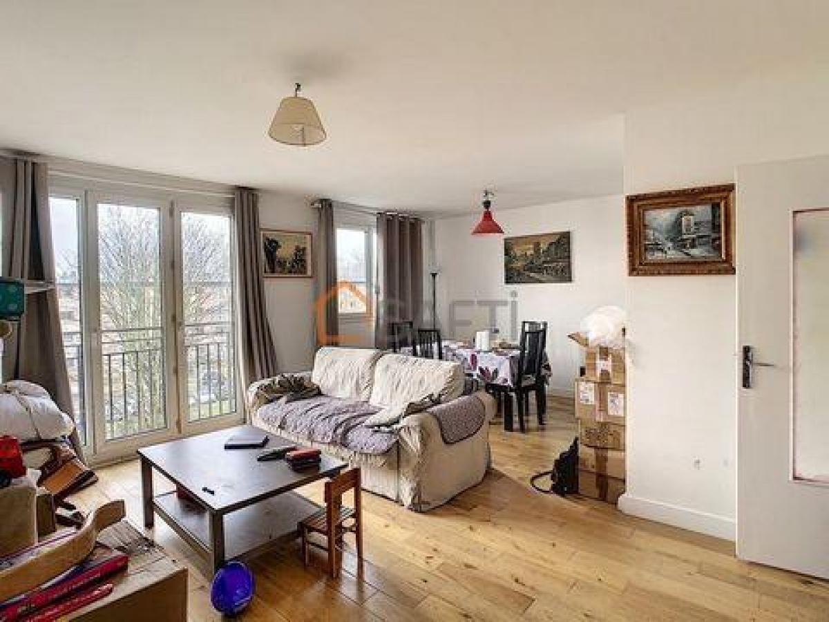 Apartamento de 2 dormitorios en Champigny-sur-Marne, France No. 26349