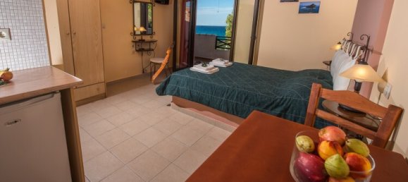 410 m² adosado en venta en Zakynthos, Ionian Islands, Peloponnese, Western Greece and the Ionian, Greece № 3239 18