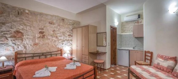 410 m² adosado en venta en Zakynthos, Ionian Islands, Peloponnese, Western Greece and the Ionian, Greece № 3239 16