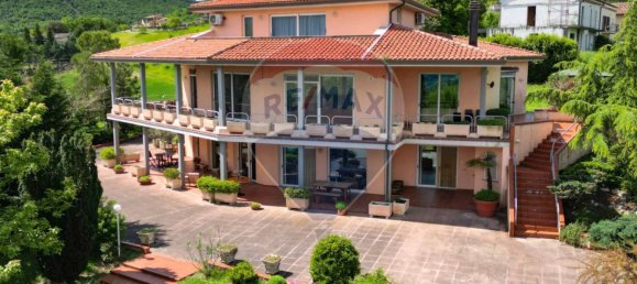 24-salle Villa à Fabriano, Italy No. 262205 8