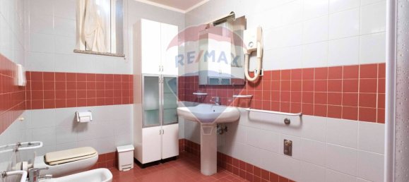 24-salle Villa à Fabriano, Italy No. 262205 16