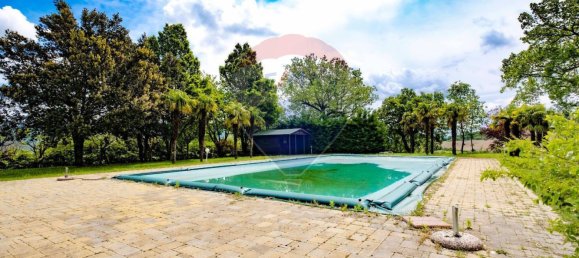 24-salle Villa à Fabriano, Italy No. 262205 43