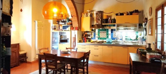 3 bedrooms Apartment in Pisa, Italy No. 377311 5