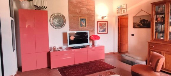 3 bedrooms Apartment in Pisa, Italy No. 377311 4