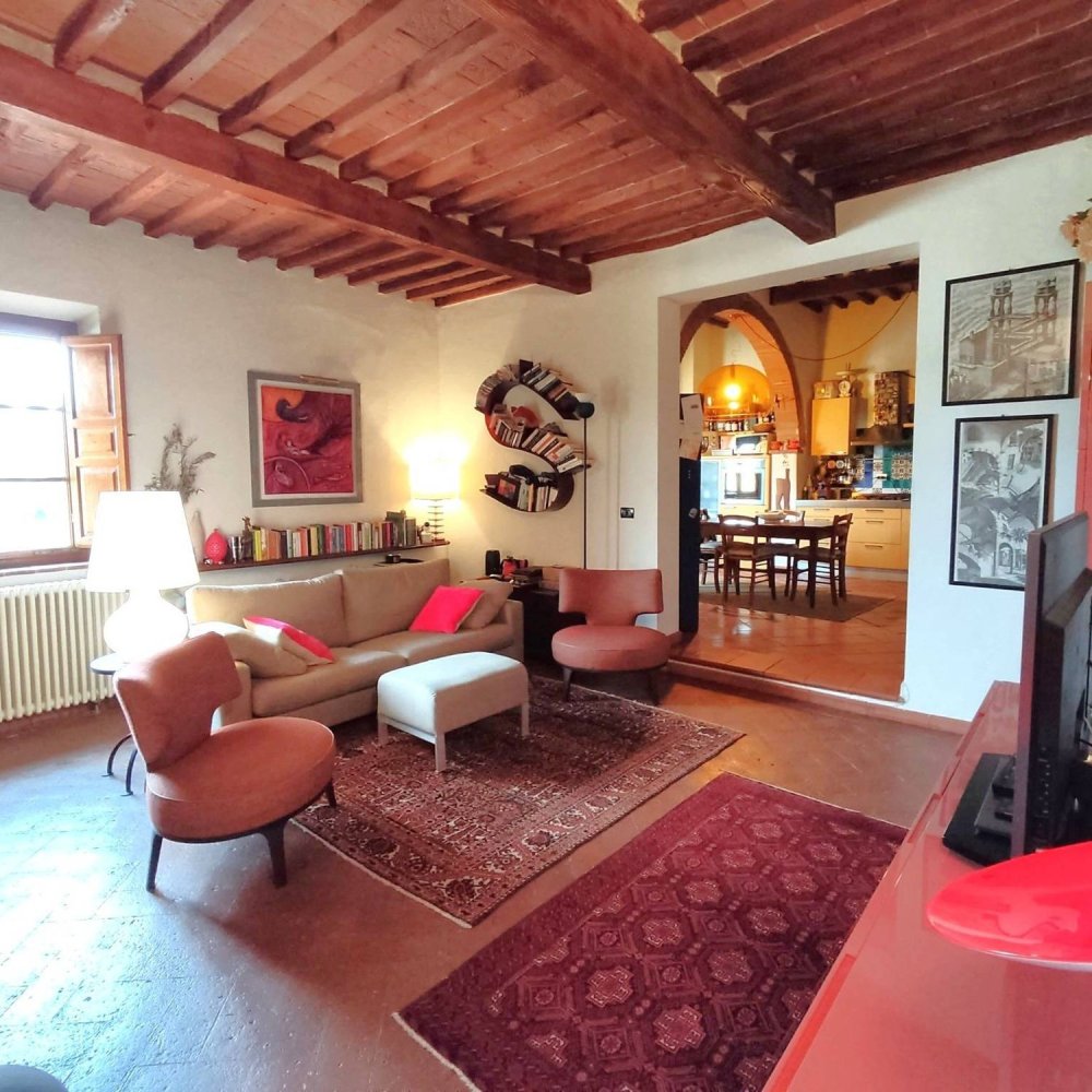 3 bedrooms Apartment in Pisa, Italy No. 377311
