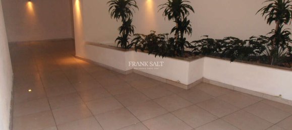 2 bedrooms Maisonette in Sliema, Malta No. 8701 7