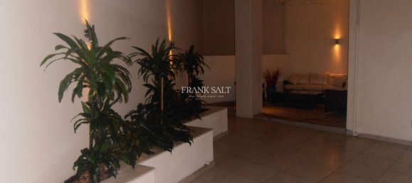 2 bedrooms Maisonette in Sliema, Malta No. 8701 8