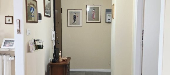 2 bedrooms Apartment in Turin, Italy No. 339614 4