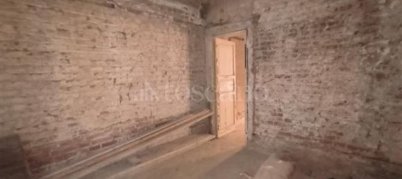 3 Schlafzimmer Haus in Messina, Italy, Nr. 312722 10