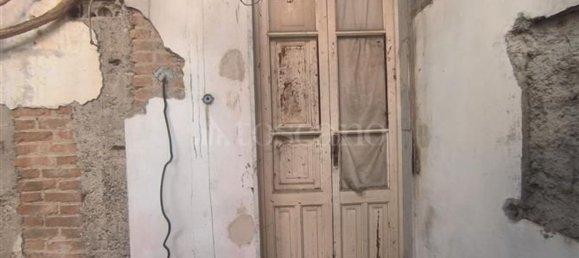 3 Schlafzimmer Haus in Messina, Italy, Nr. 312722 9