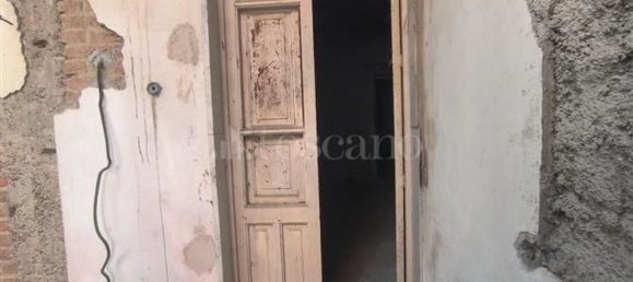 3 Schlafzimmer Haus in Messina, Italy, Nr. 312722 5