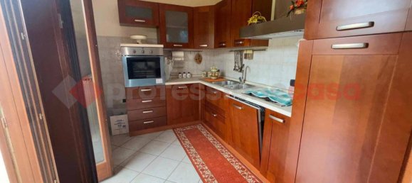 3 rooms Apartment in Carinola, Italy No. 329023 6