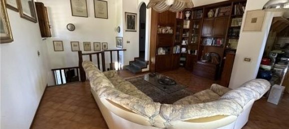 12-salle Maison à Montelupo Fiorentino, Italy No. 32615 9