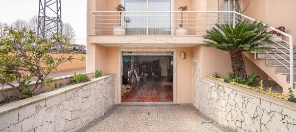 3 bedrooms House in Guimaraes, Portugal No. 184629 4