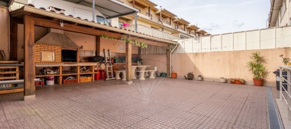 3 bedrooms House in Guimaraes, Portugal No. 184629 9