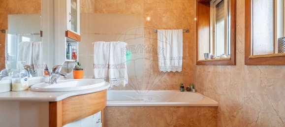 3 bedrooms House in Guimaraes, Portugal No. 184629 33