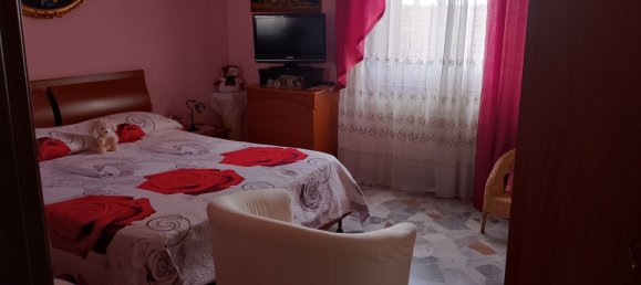 3 Schlafzimmer Wohnung in Campi Bisenzio, Italy, Nr. 337013 18
