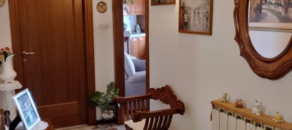 3 Schlafzimmer Wohnung in Campi Bisenzio, Italy, Nr. 337013 4