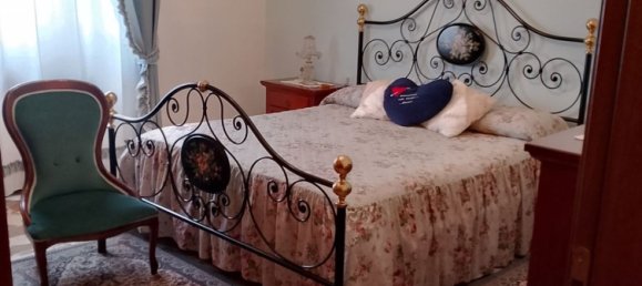 3 Schlafzimmer Wohnung in Campi Bisenzio, Italy, Nr. 337013 22