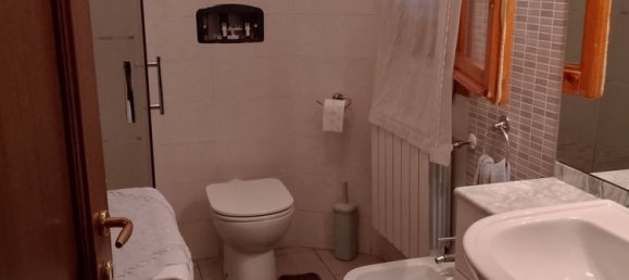 3 Schlafzimmer Wohnung in Campi Bisenzio, Italy, Nr. 337013 24