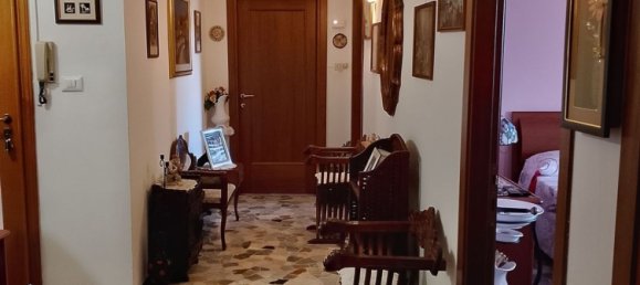 3 Schlafzimmer Wohnung in Campi Bisenzio, Italy, Nr. 337013 27