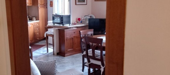 3 Schlafzimmer Wohnung in Campi Bisenzio, Italy, Nr. 337013 6