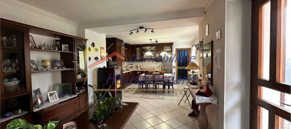 6 rooms House in Castelletto sopra Ticino, Italy No. 110430 16