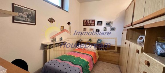 6 rooms House in Castelletto sopra Ticino, Italy No. 110430 12