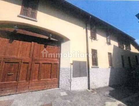 3 bedrooms Apartment in Cermenate, Italy No. 263830