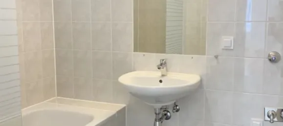 2غرفة شقة في Hernals, Austria رقم 239584 2