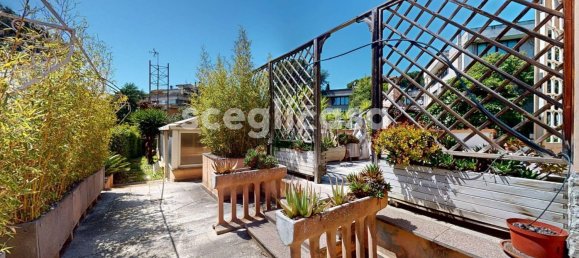 7-Zimmer Villa in Rome, Italy, Nr. 10522 37