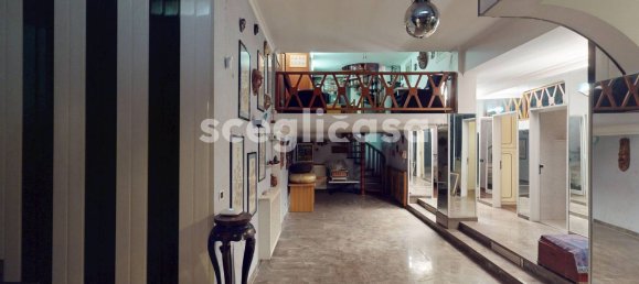 7-Zimmer Villa in Rome, Italy, Nr. 10522 49