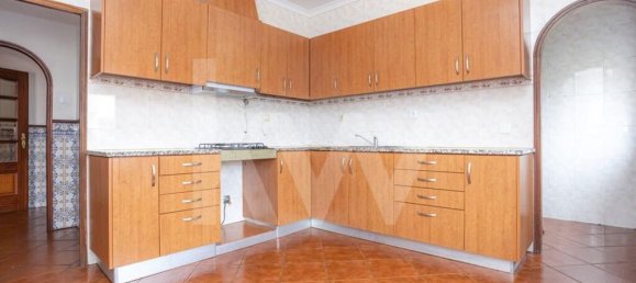 9 bedrooms Apartment in Coimbra, Portugal No. 68875 3