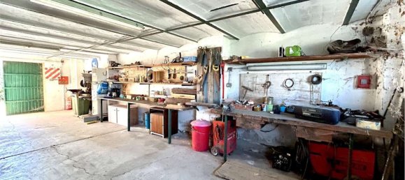 10-Zimmer Haus in Ozzano dell'Emilia, Italy, Nr. 8446 24