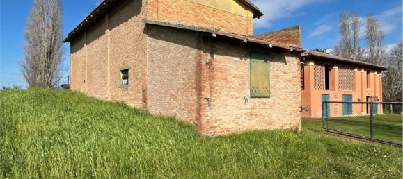 10-Zimmer Haus in Ozzano dell'Emilia, Italy, Nr. 8446 16