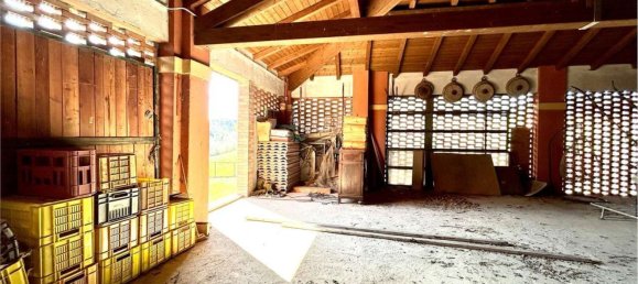 10-Zimmer Haus in Ozzano dell'Emilia, Italy, Nr. 8446 21