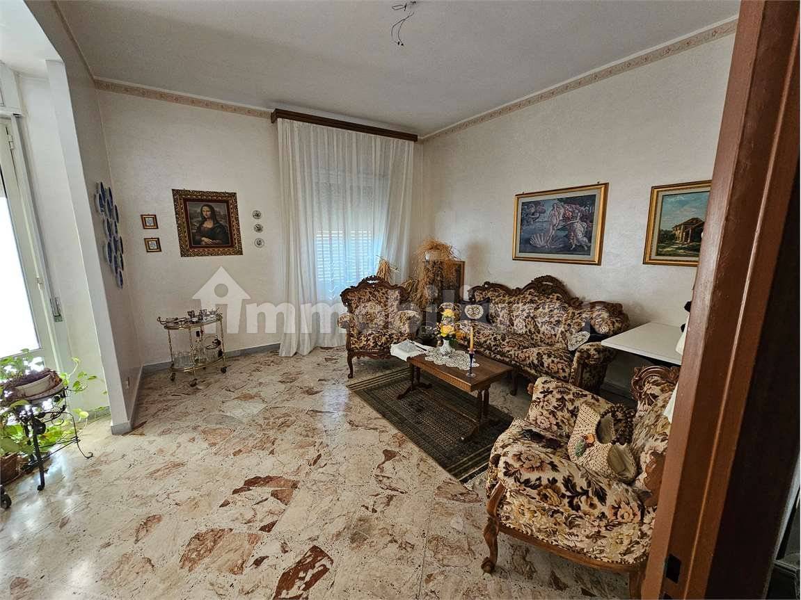 3 Schlafzimmer Wohnung in Enna, Italy, Nr. 355357