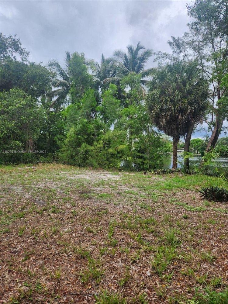 hotel en venta en Miami, Miami-Dade, Florida, USA № 615310