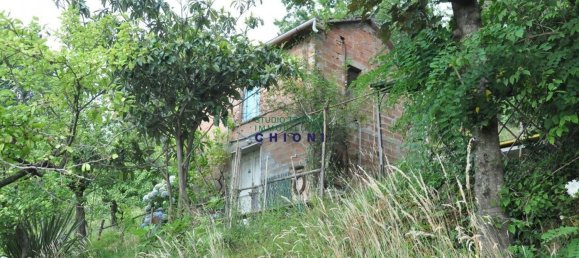 2-Zimmer Schlösser in Massa, Italy, Nr. 115288 2