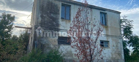6 Schlafzimmer Haus in Atri, Italy, Nr. 345352 3