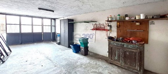 3 bedrooms Villa in Passirano, Italy No. 234731 3