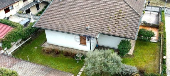 3 bedrooms Villa in Passirano, Italy No. 234731 5