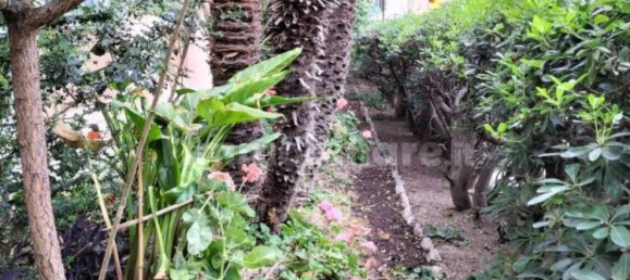 5 bedrooms Apartment in Savona, Italy No. 286471 3